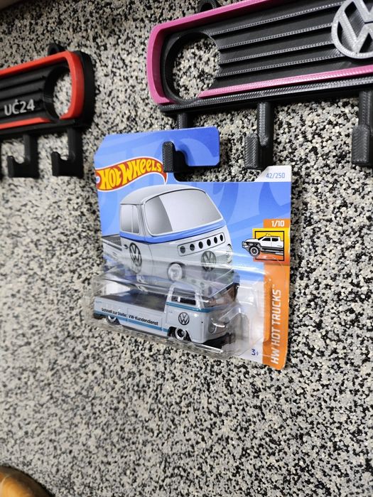Volkswagen T2 pickup, hot wheels matchbox