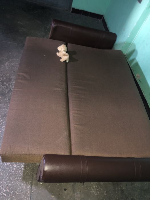 Диванчик с поддоном раскладной 175х125 Ikea