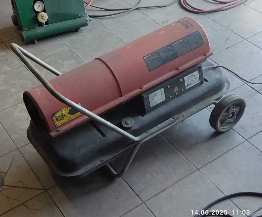 Nagrzewnica olejowa dmuchawa spalinowa 30kW DESA B100L