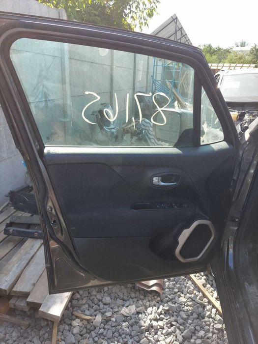 Дверь двери Передняя Задняя Jeep Renegade  2015 2016 2017 2018