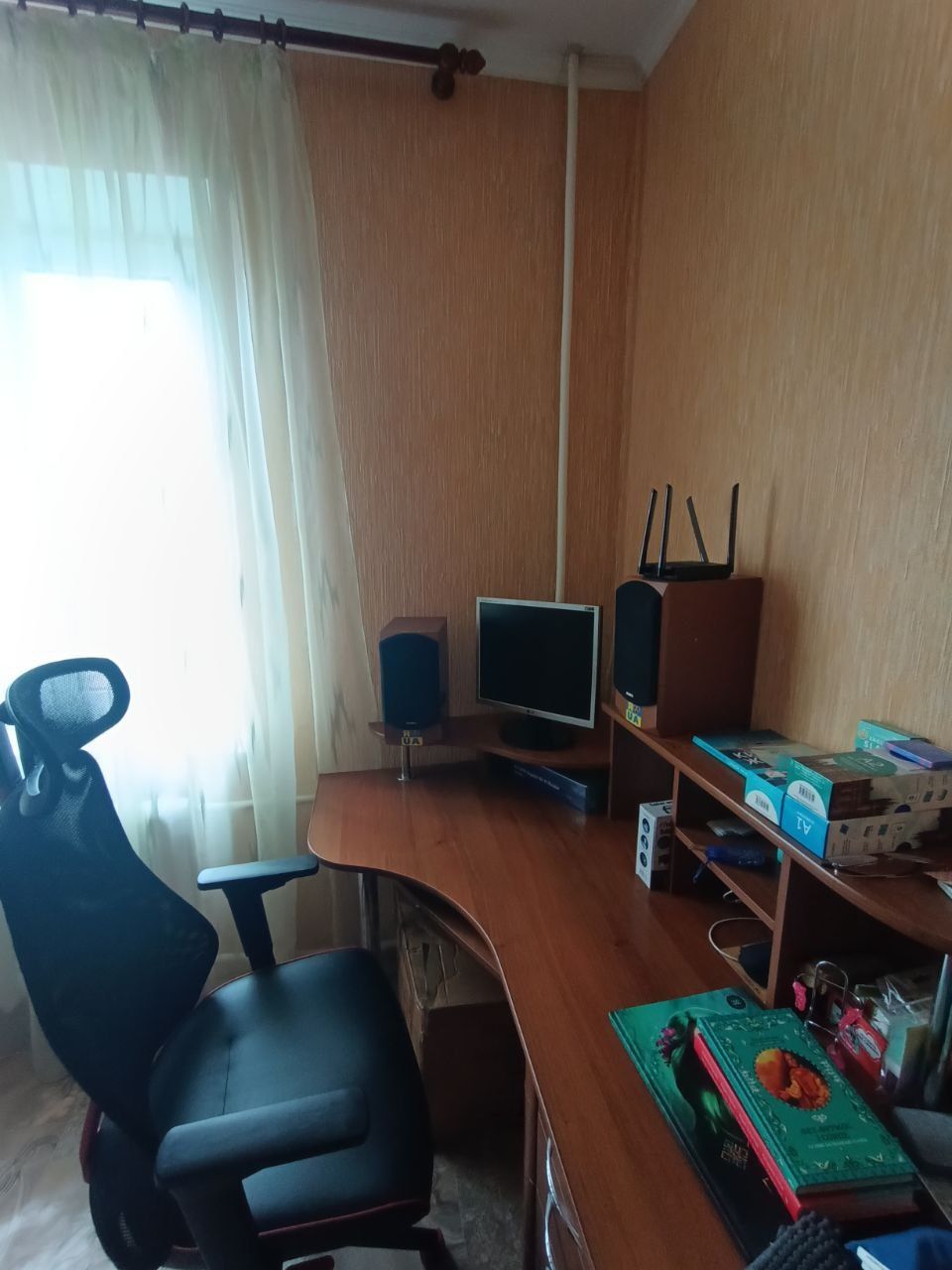 З меблями і технікою 3к на Східному -3