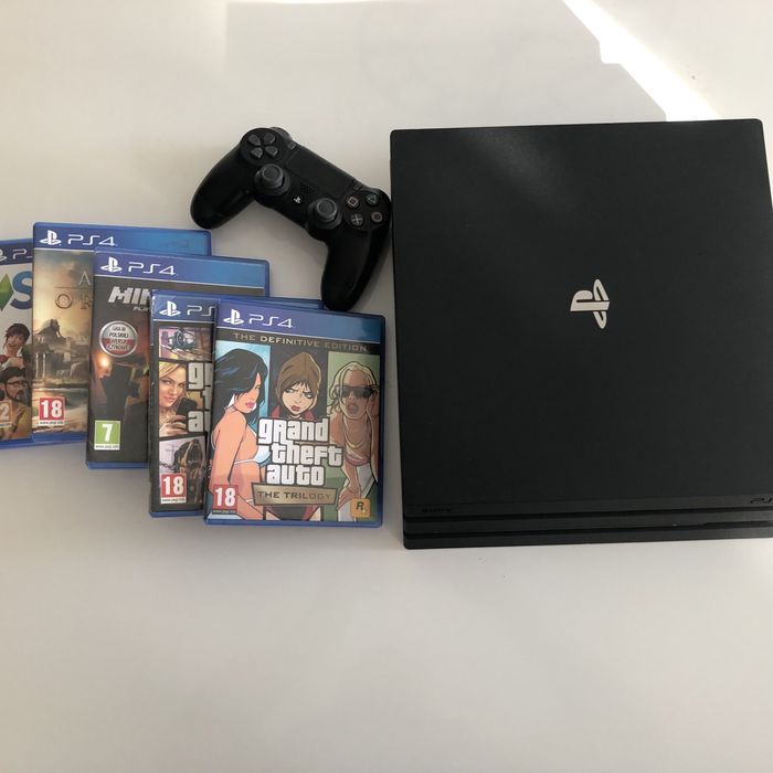 Konsola PS4 pro 1Tb