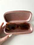 Novos óculos de sol Miu Miu\Miu Miu Sunglasses, old collection.