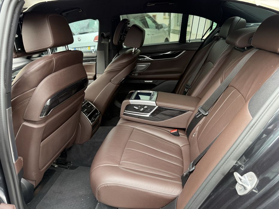 BMW 740 d LD xDrive 320 ano 2017