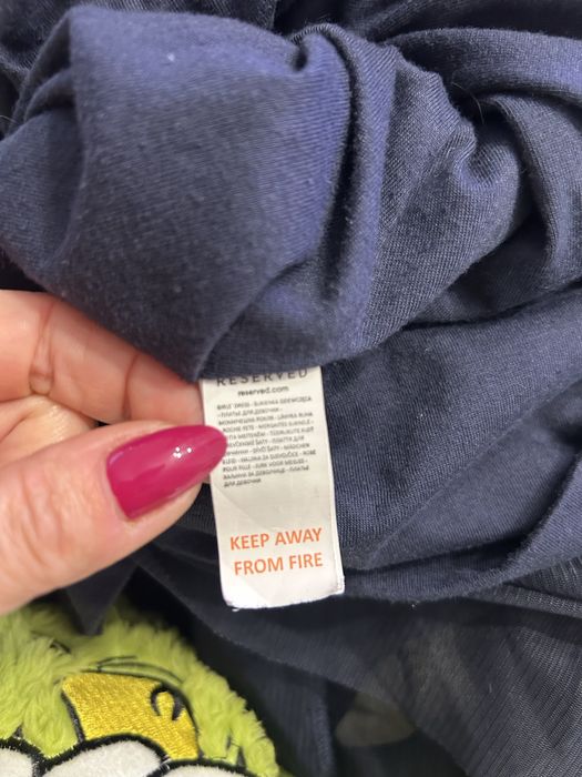 Reserved granatoea sukienka w kropki roz.110