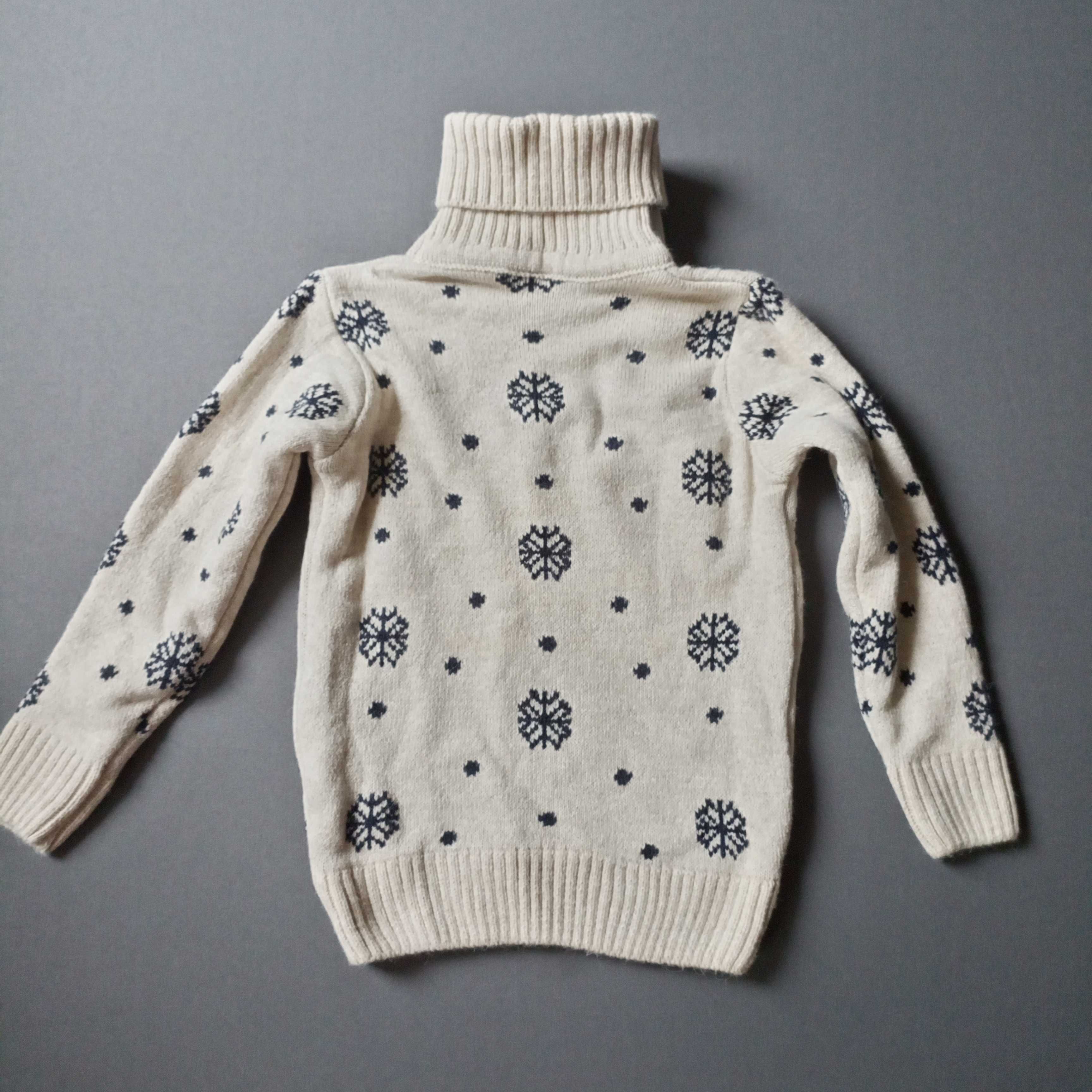 Теплый новогодний свитер для девочки или мальчика на 4-5 лет