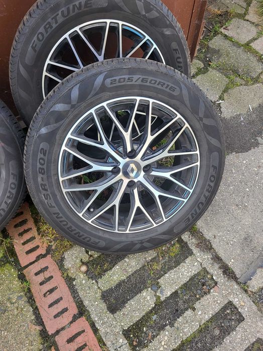 FELGI  16 +OPONY LETNIE 205\60 R16