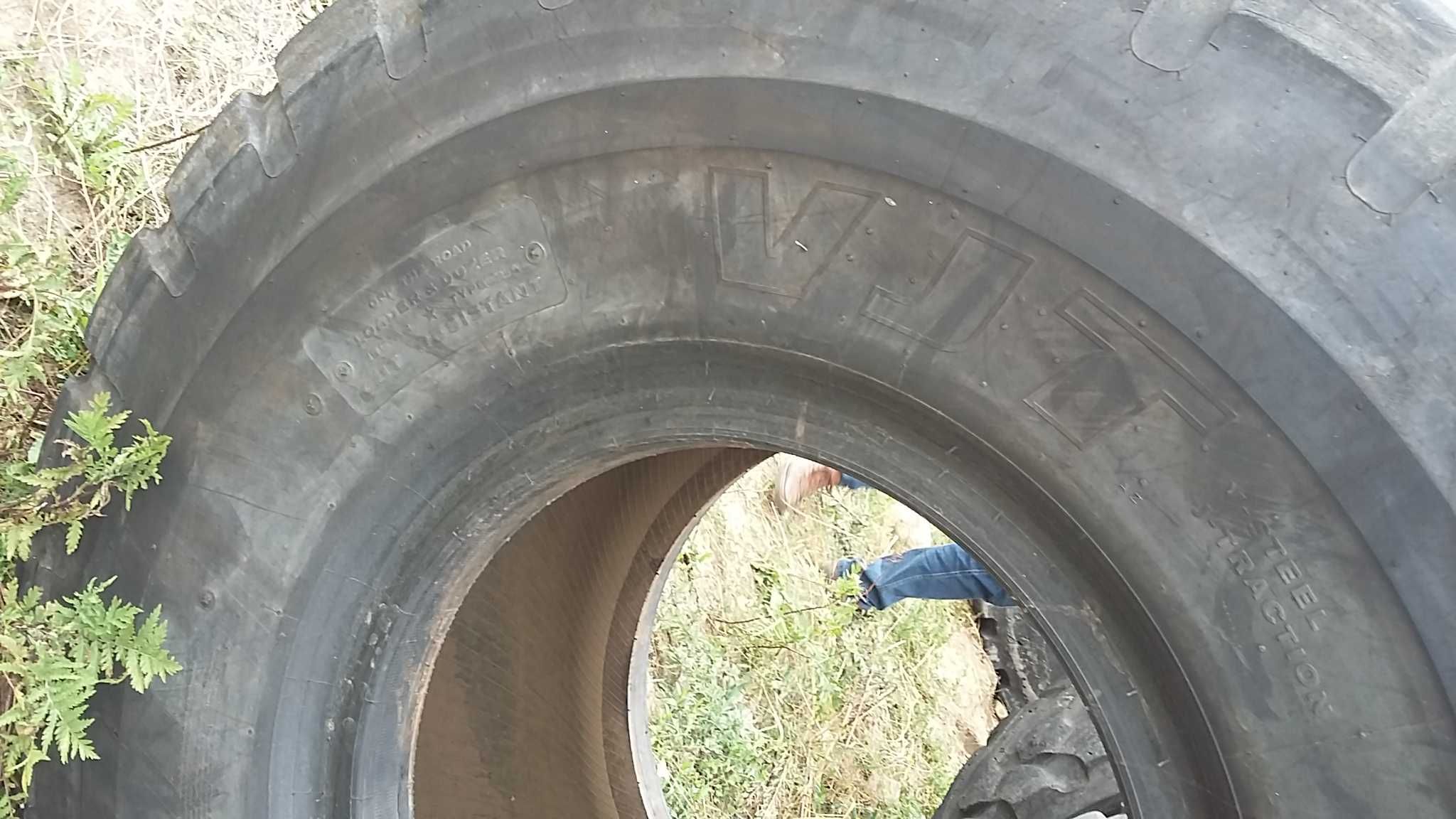 Opona Bridgestone 23,5R25 VJT bez napraw