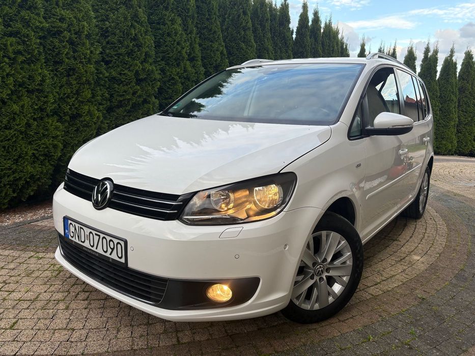 Volkswagen Touran 1.6 105 Ps BMT Navi Alu Park Asist Serwis Aso Ładny Zadbany