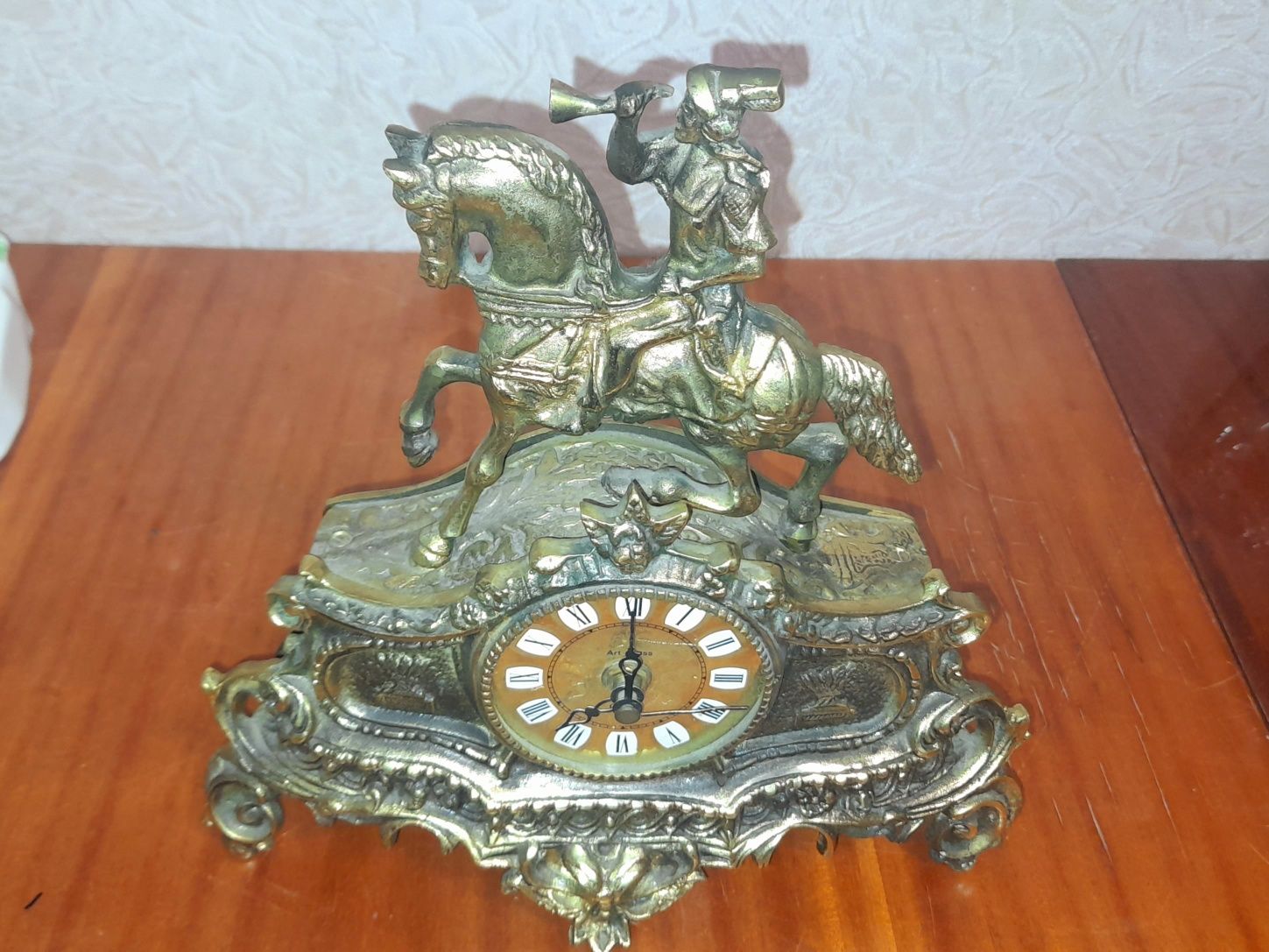 Металевий колекційний Годинник з вершником