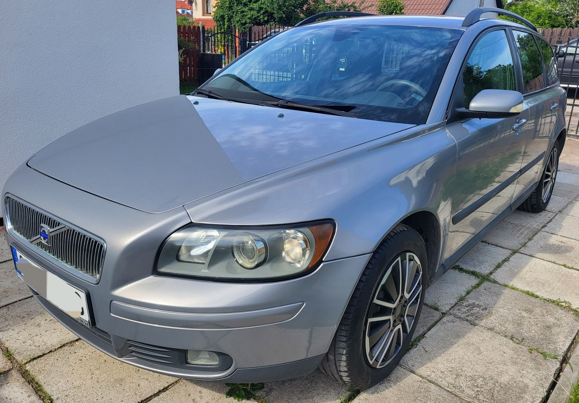 Volvo v50. 1.8 benz. Klima. Doinwestowane.