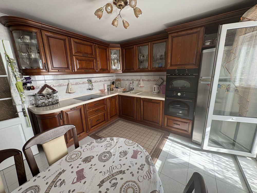 Продаж 3-х кім квартри 2/16 біля Водолію