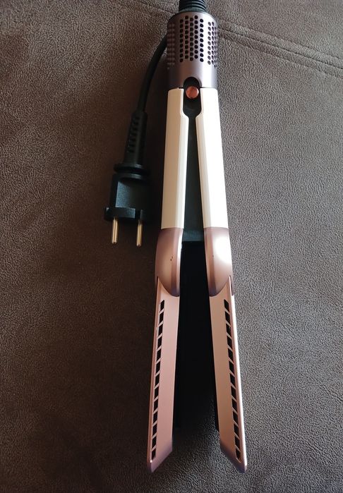 Фен - випрямляч для волосся