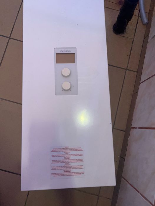 Kocioł grzewczy kospel 8 kw plus zbiornik membranowy i wlacznik salus