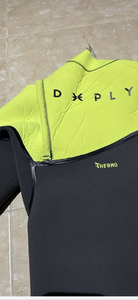 Fato surfe deeply espessura 4.3
