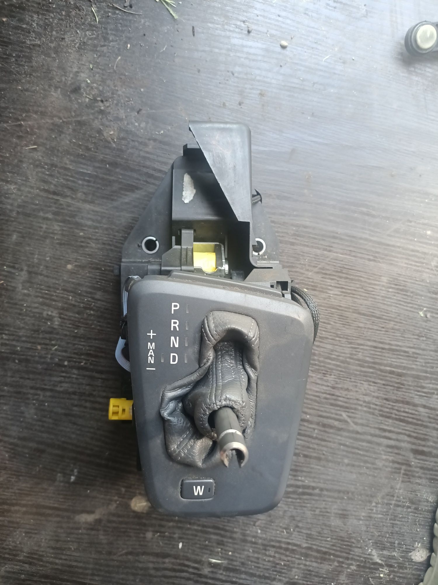 Lewarek zmiany biegów automatyczna automat Volvo V70 XC70 S80 S60