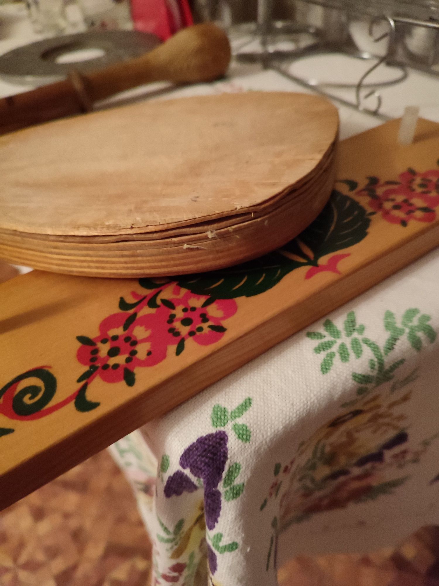 Разделочная доска с полочкой,и прочее