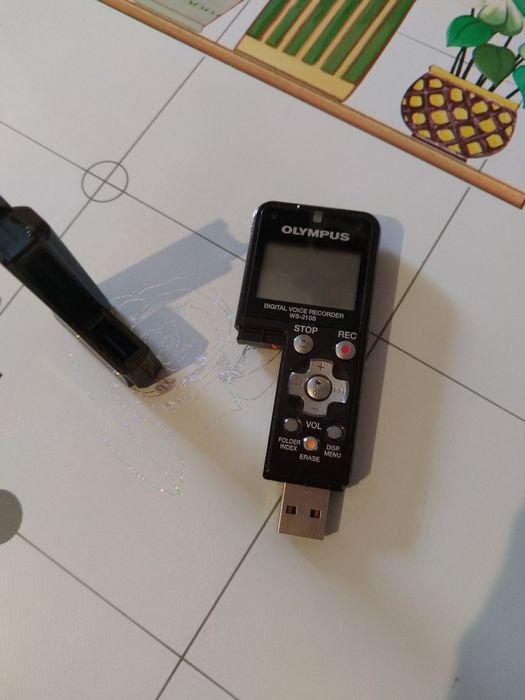 Dyktafon cyfrowy Olympus ws -210s