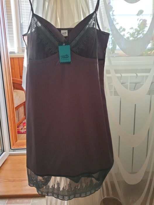 Атласная ночная рубашка