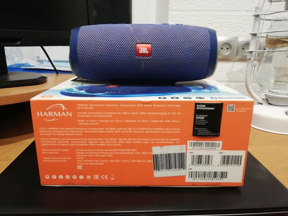 Продам jbl charge 3 ideal