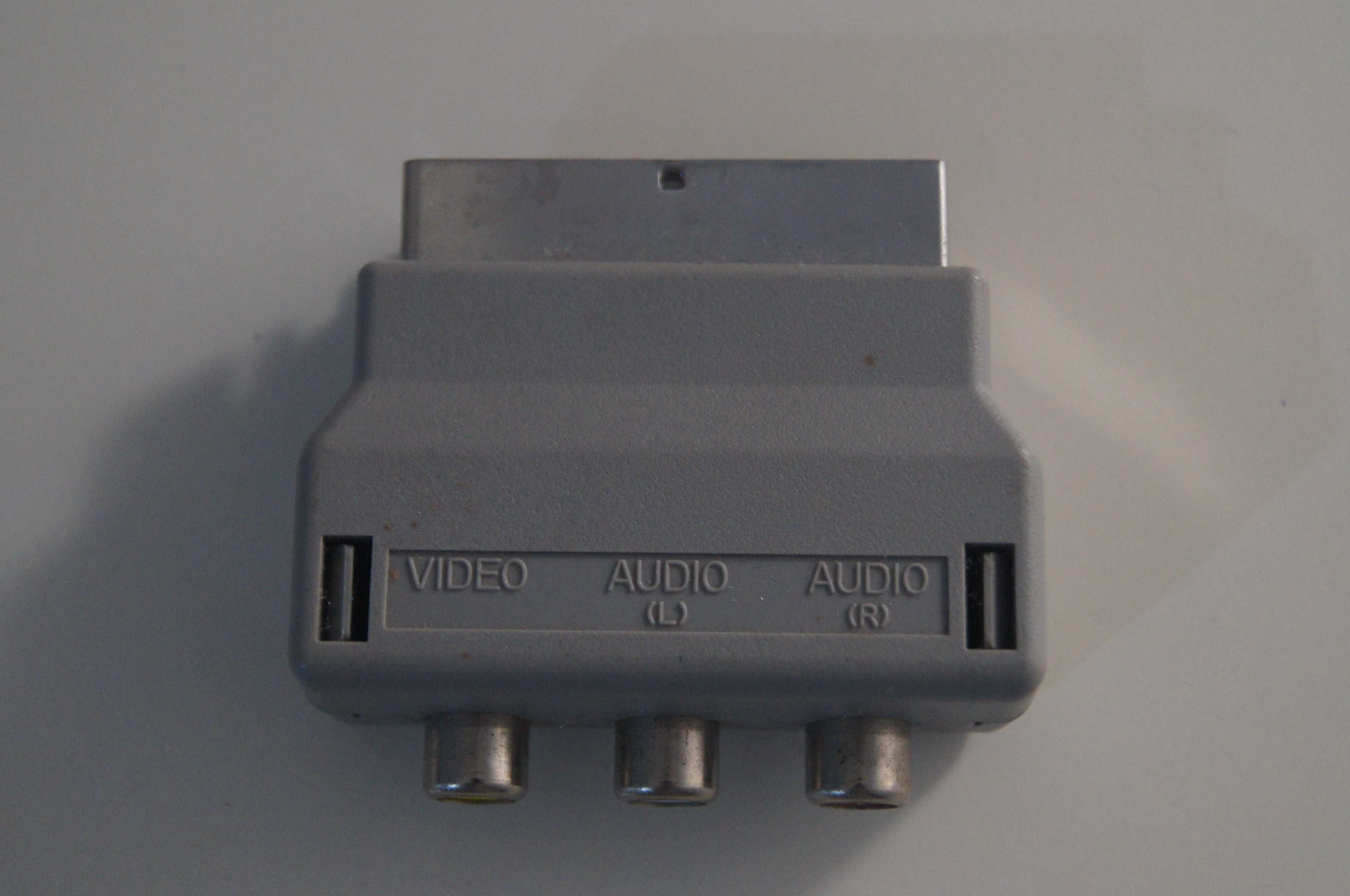 Adaptador Conversor Scart para RCA / S-Vídeo