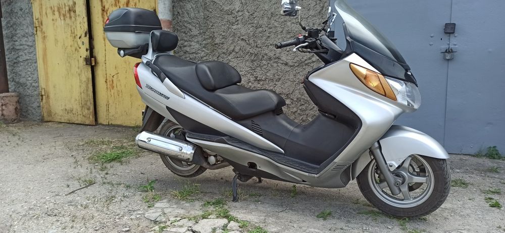 Продам Suzuki Burgman 400