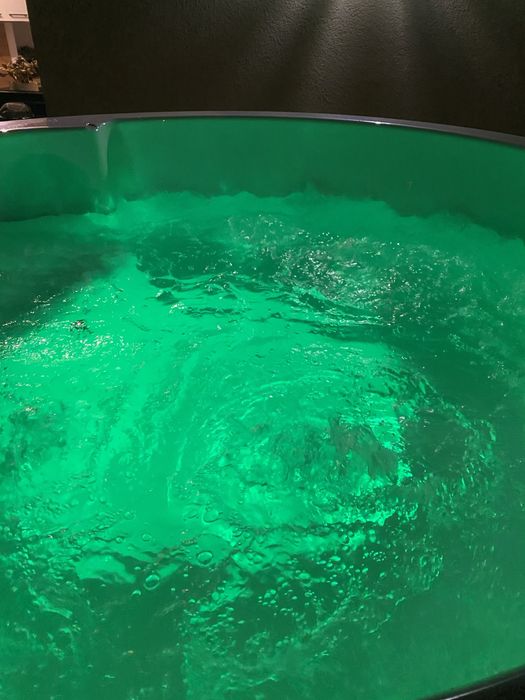 Gorąca Bania / Jacuzzi  wynajem transport do klienta!!!