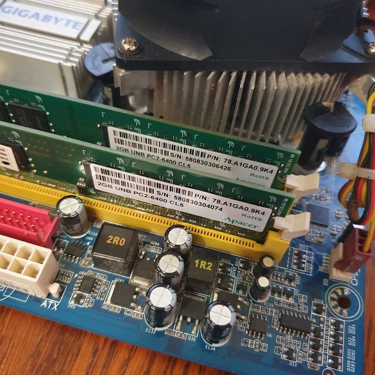 комплект: 775 intel, Duo 3 GHz / 4Gb DDR2 / PCI-E x16 (проверенное! ОК