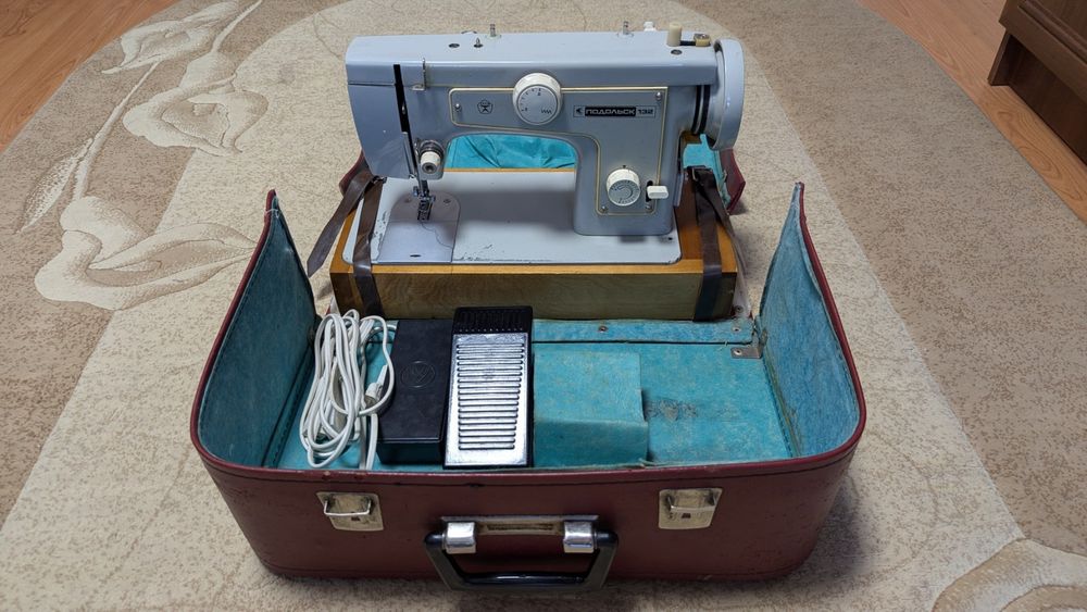 Швейна машина подольськ 132