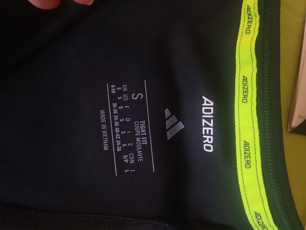 Top corrida Adidas Adizero