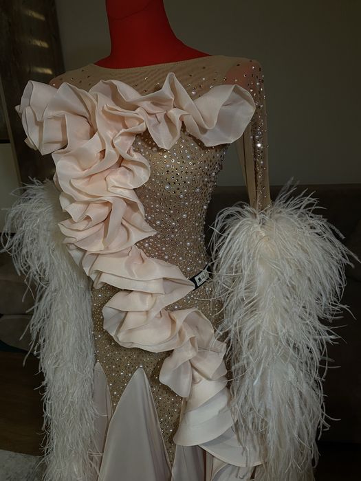 Сукня стандарт , європейська программа