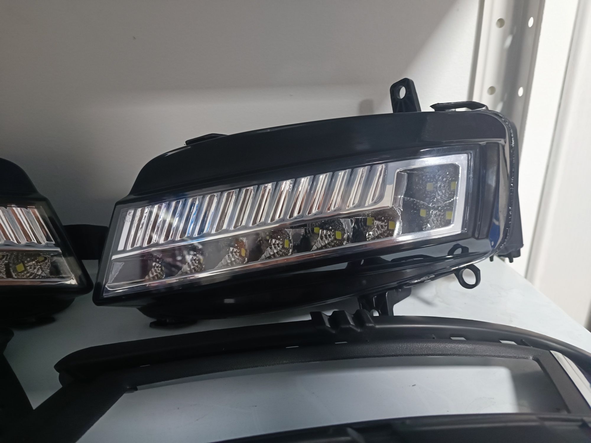 Протитуманні фари vw golf 7