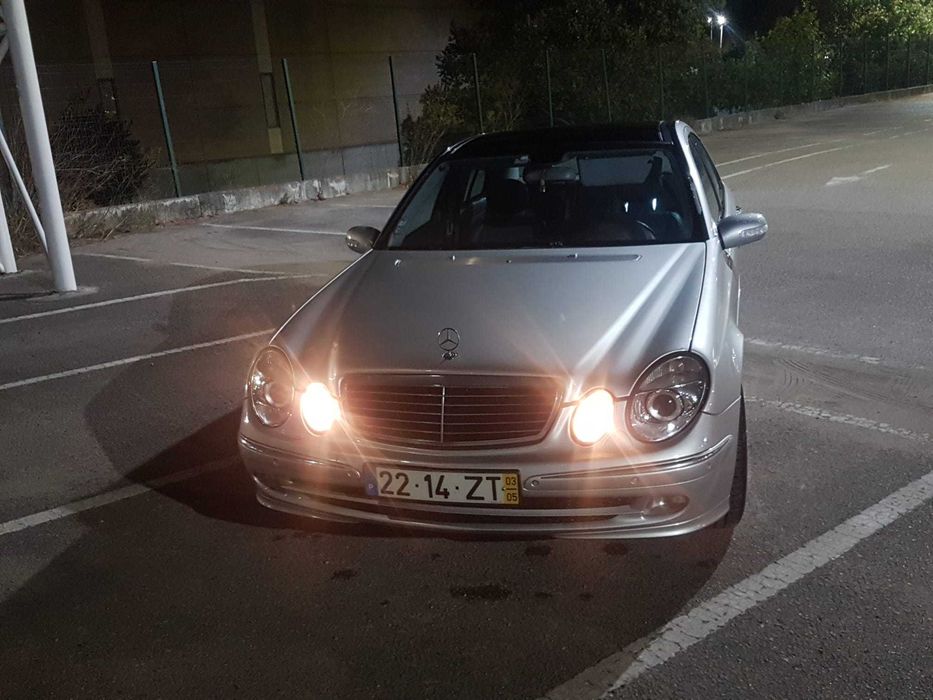 Mercedes E 220CDI - 2003