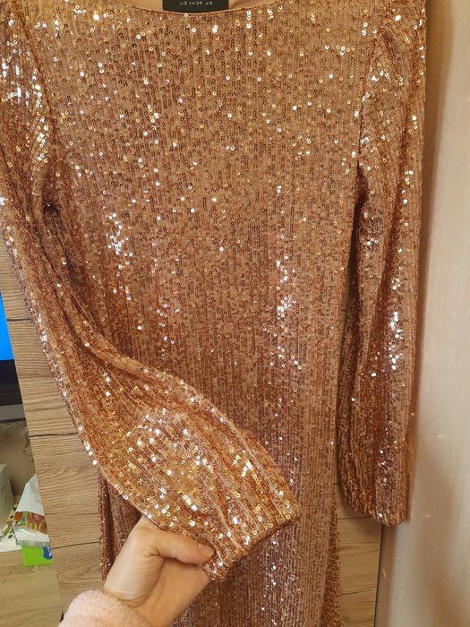 Сукня плаття нарядна ,сукня в паєтки .