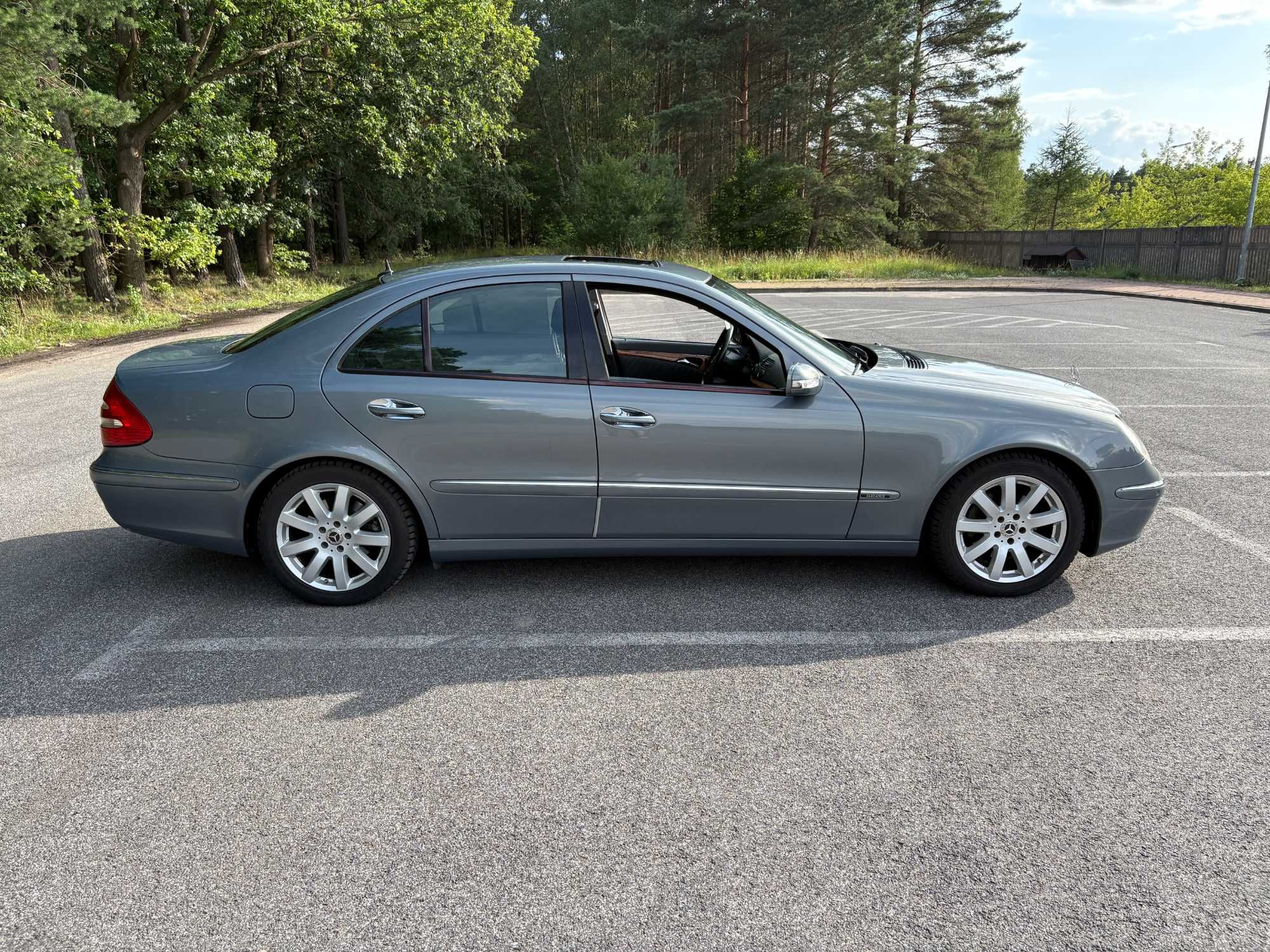 Mercedes-Benz Klasa E 350 4-Matic Elegance