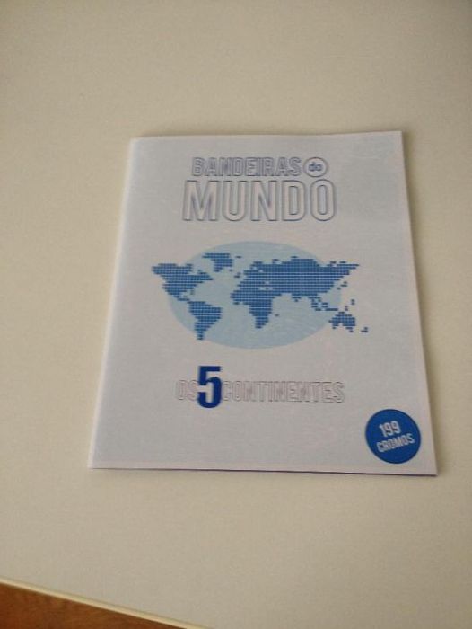 Caderneta cromos "Bandeiras do mundo" - completa 199 cromos