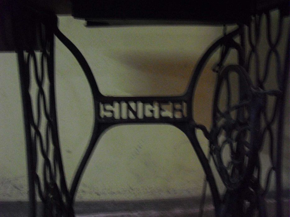 Maquina de costura Singer (antiga)
