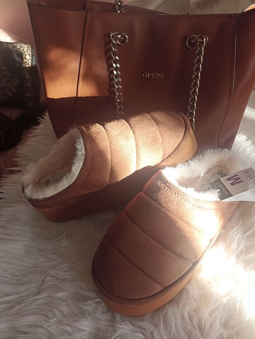 Угі від "Primark" , нові, з біркою. Розмір 38- 39.