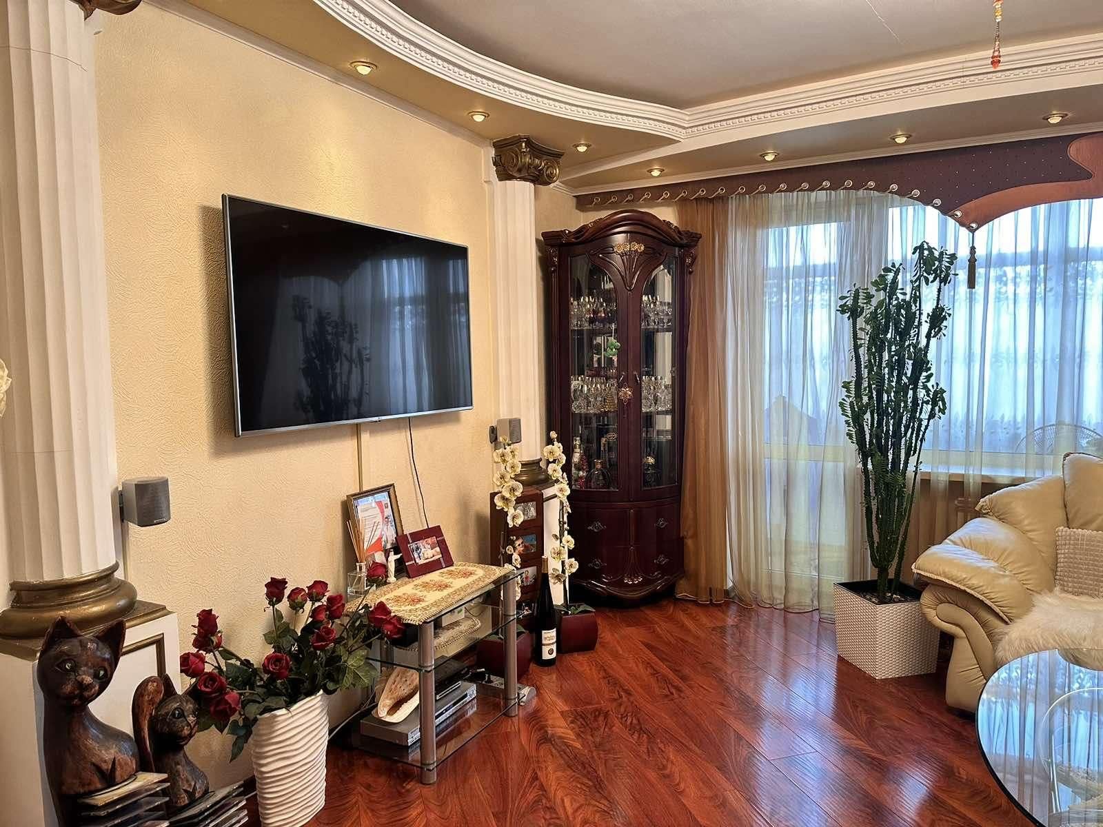 Продається 3-кімнатна квартира в Хмельницькому