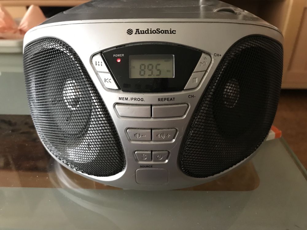 Radio com leitor de cds sonic