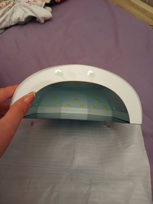 Продам лампу для маникюра