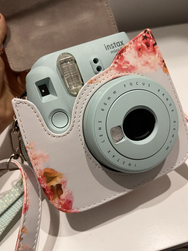 Instax mini 9 niebieski +Etui sprawny w 100%