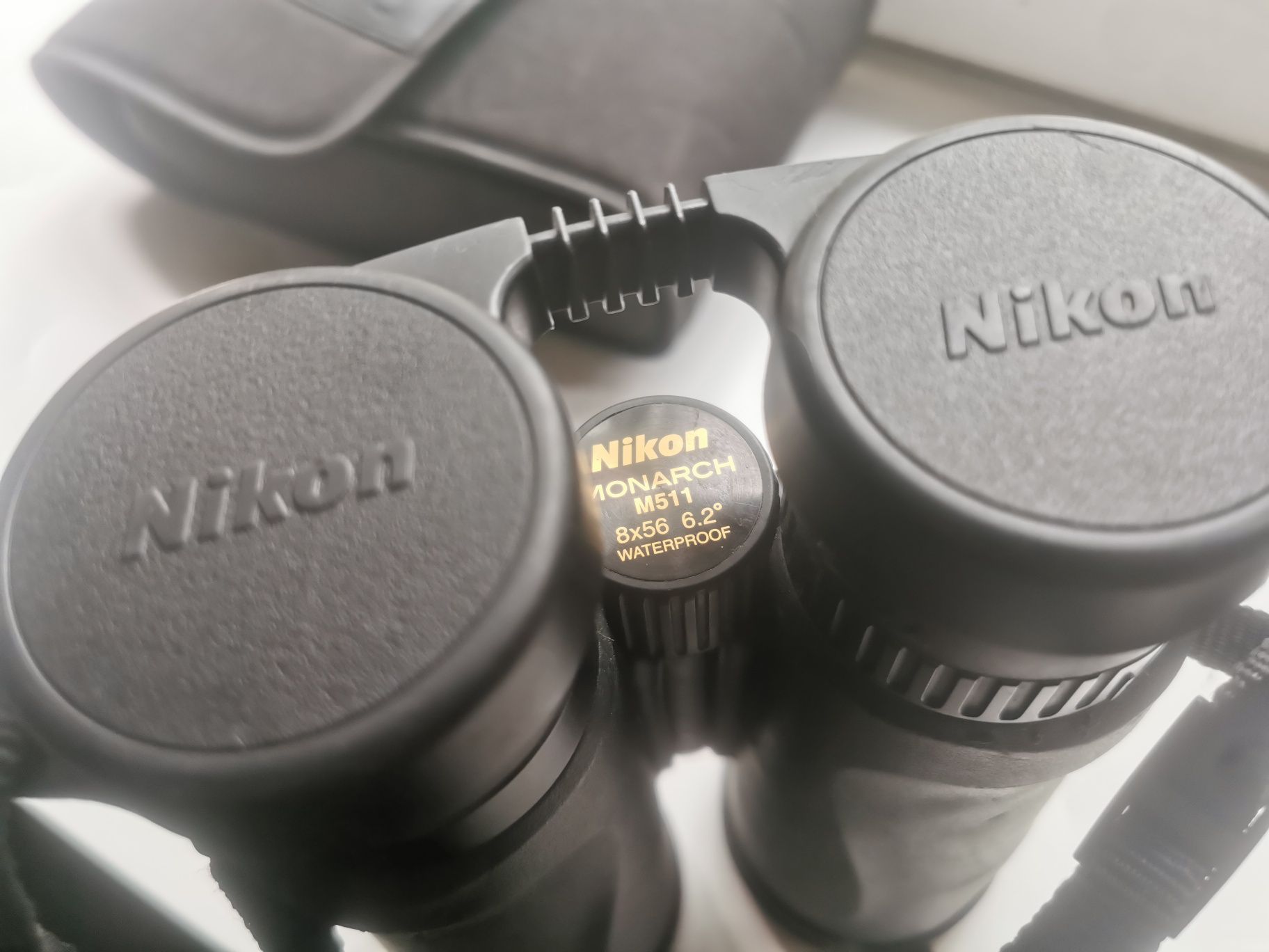 Lornetka Nikon monarch 5 o powiększeniu 8*56