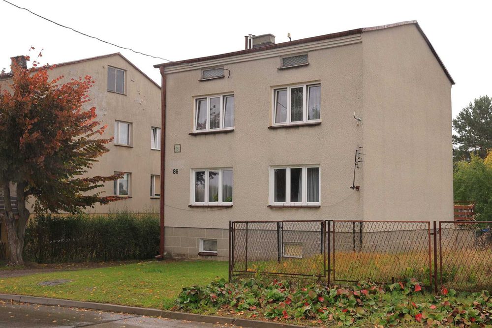 1/2 domu, całe 1 piętro, osobne wejście, 2 garaże, Ryki ul. Dolna