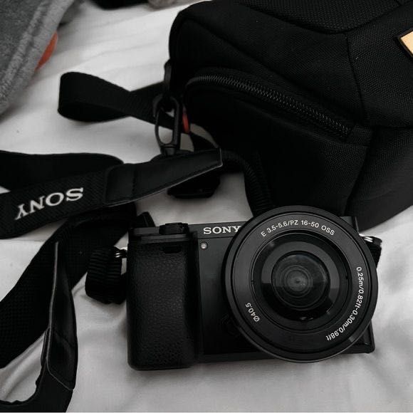 камера Sony a6300