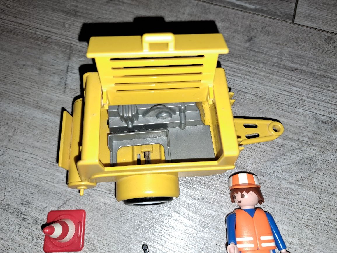 Playmobil zestaw z agregatem