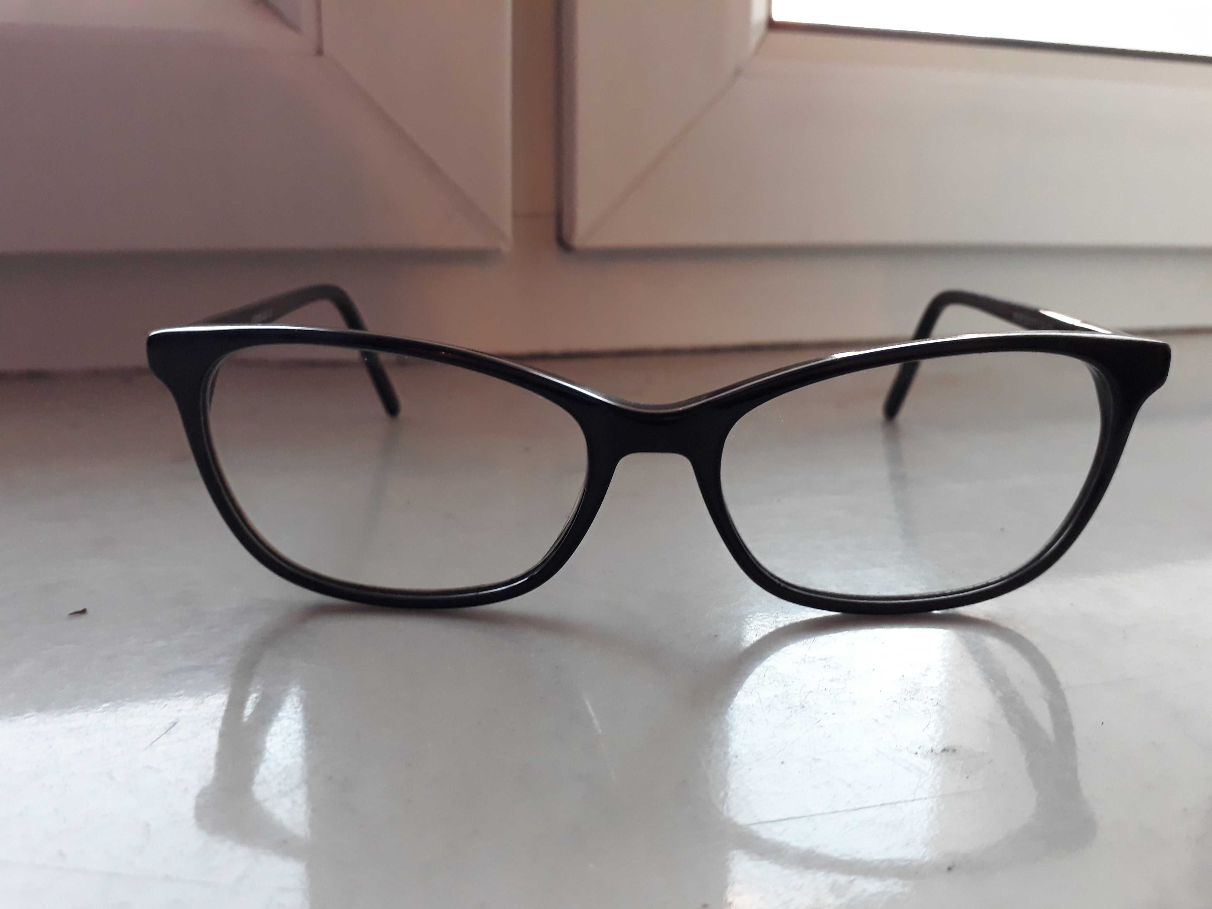 Okulary korekcyjne +0,5 + dodatkowe szkła!