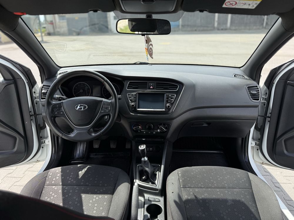 Hyundai i20 2020r Niski przebieg