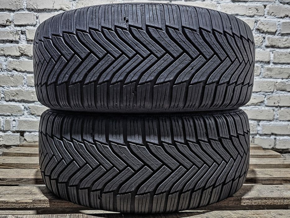 Зимова пара 215/50r17 Michelin | 7mm | 2022 | Spain | Преміум шини
