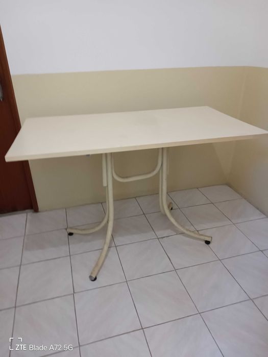 Mesa pequena 70x125